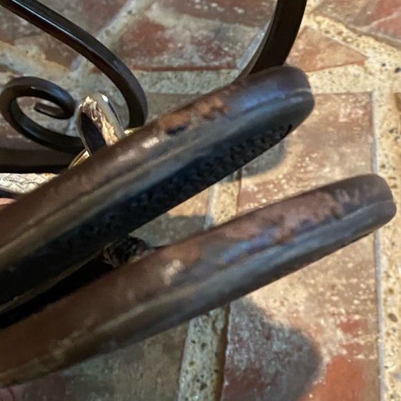 Tory Burch Dani Snakeskin T-strap Thongs Sandals - Picture 10 of 16